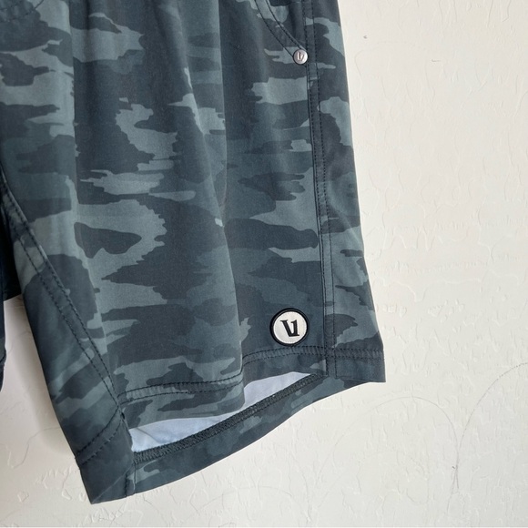 Vuori Men's Kore Short Camo - Picture 2 of 4